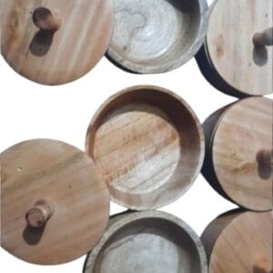 Cuenco de madera con tapa